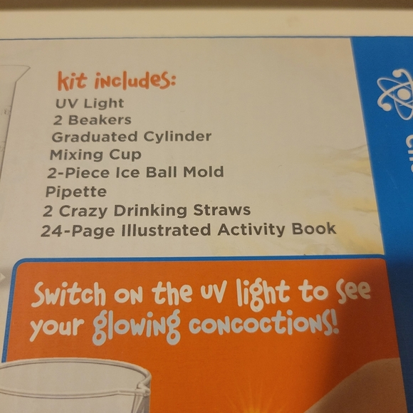 Crazy Drinks Science Lab NIB - Picture 5 of 9